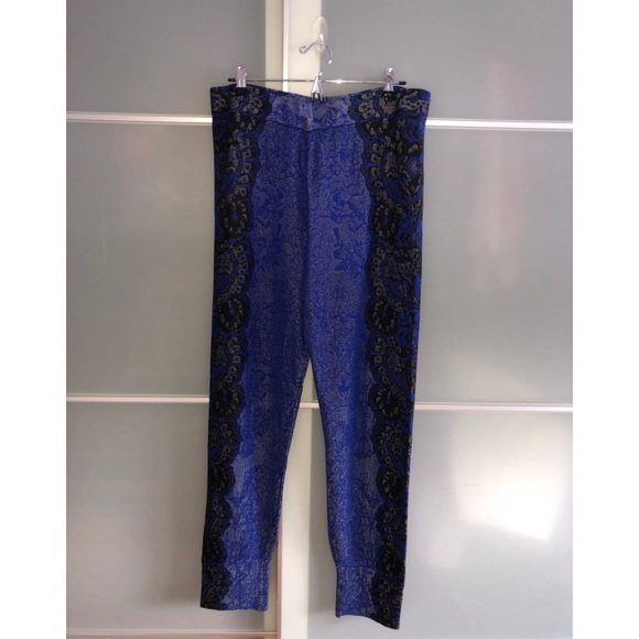 BCBG Harem Style Knit Pants - Picture 2 of 8